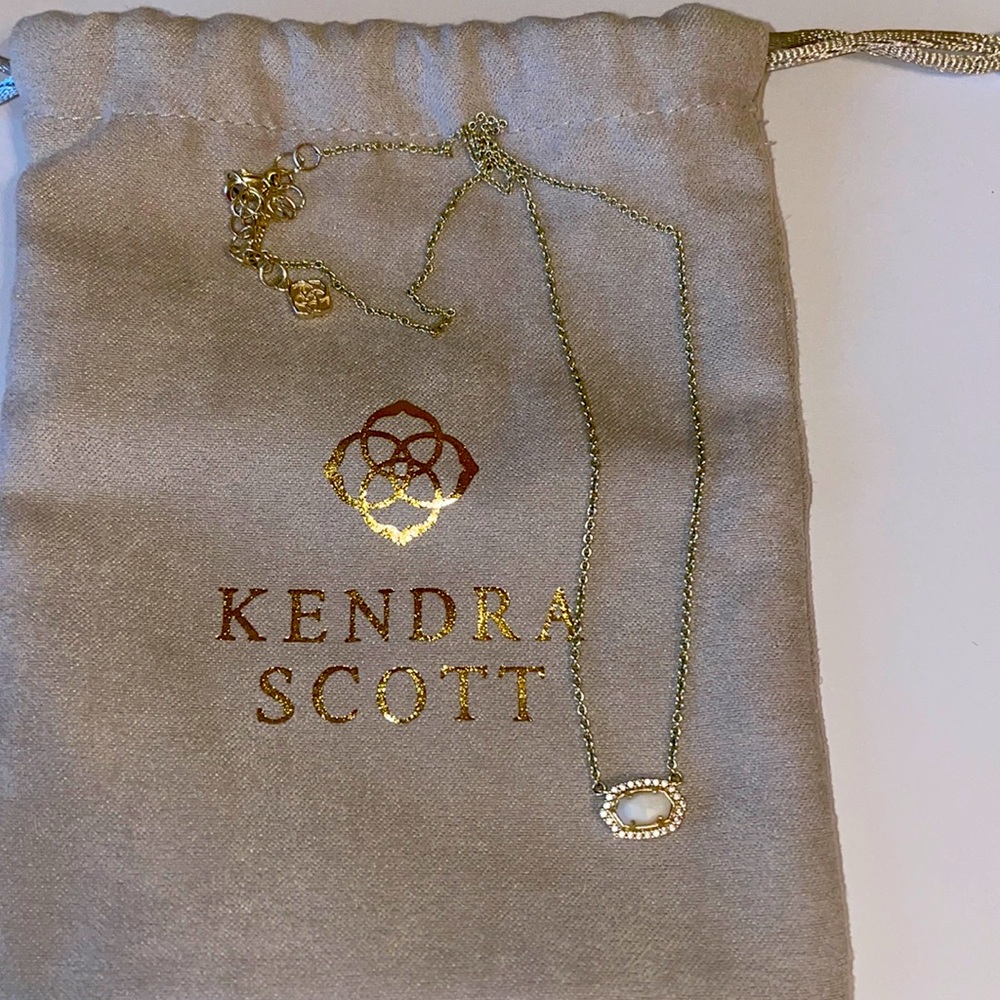 Kendra Scott Necklace
